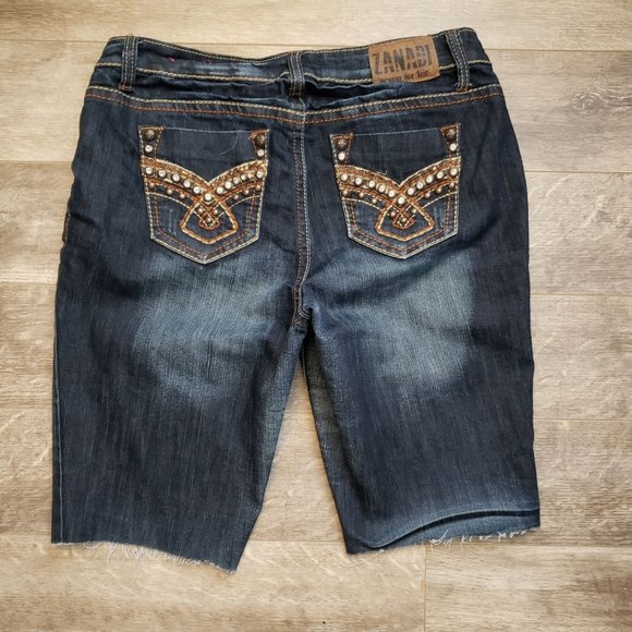 Zanadi Jewel Studded Whisker Fade Cut Off Jean Shorts 16 - Picture 2 of 6